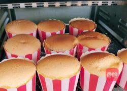 不开裂的纸杯小蛋糕的做法图解8