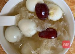 鹌鹑蛋红枣银耳羹的做法图解3