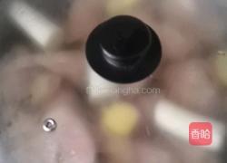 爱心猪蹄汤的做法图解2