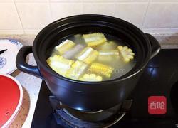 玉米排骨汤的做法图解7