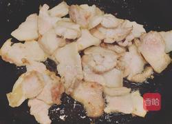 青蒜苗炒肉片的做法图解2