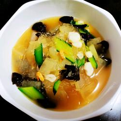 冬瓜山药木耳海米粉丝汤的做法[图]