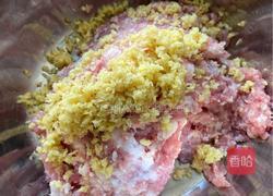 猪肉香菇包子的做法图解6