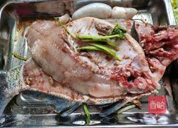 香辣烤鱼的做法图解1