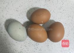 蒸皮蛋的做法图解1