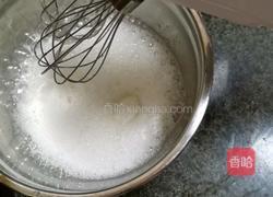 自制戚风蛋糕的做法图解6