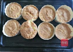 戚风纸杯蛋糕的做法图解4