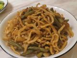 五花肉豆角土豆焖面