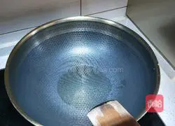 Illustration of tomato, crab and mushroom soup 2