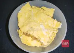 Illustration of how to make a lazy version of egg and ham sandwich 6