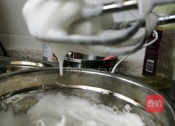 酸奶戚风蛋糕的做法图解5