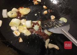 西红柿炖牛腩的做法图解4