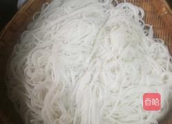 川味炒米线的做法图解1