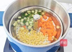 酱油牛肉炒饭便当的做法图解3