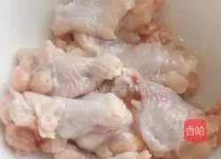 Crispy fried chicken legs are simple and easy to learn, illustrations of how children love to eat 1