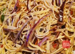 3分钟快手菜圆葱拌千张(干豆腐)的做法图解8