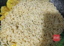 炒方便面的做法图解7