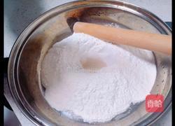 韭菜鸡蛋煎饼的做法图解1