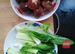 香菇油菜的做法图解1