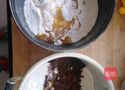 双色红豆包糖花卷的做法图解1