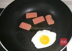 鸡蛋火腿三明治的做法图解3