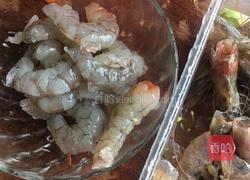 西蘭花炒蝦仁的做法图解7