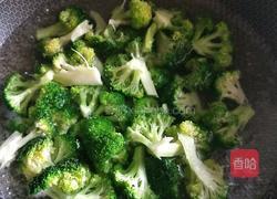 蒜香西蓝花的做法图解2