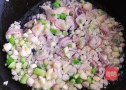 菠萝咖哩炒饭的做法图解6