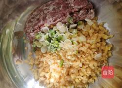 猪肉土豆包子的做法图解8