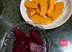 彩色鲜肉包的做法图解1