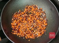 木耳胡萝卜蛋炒饭便当的做法图解9
