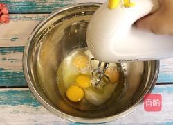 草莓甜甜圈的做法图解2