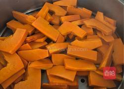 外酥里嫩南瓜饼的做法图解1