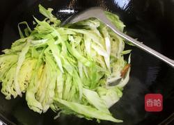 包心菜炒肉的做法图解8