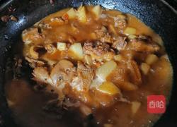 腊鸡炖土豆的做法图解10