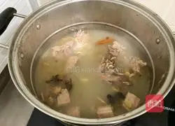 Illustration of how to make mutton steamed bun bento in the office 9