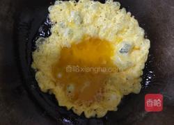 腊肠炒鸡蛋的做法图解5
