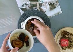 野生菌菇汤的做法图解4