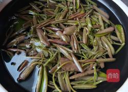 莼菜汤的做法图解1