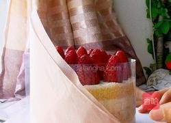 ins草莓花束蛋糕的做法图解4