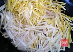 蒜黄炒肉的做法图解4