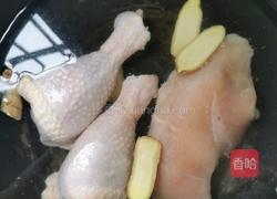 凉拌鸡丝的做法图解1