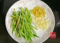 酸辣土豆丝便当的做法图解3