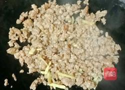 芹菜牛肉炒饭便当的做法图解7