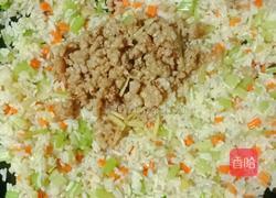 芹菜牛肉炒饭便当的做法图解13