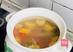 养生排骨玉米汤的做法图解3