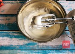 草莓蛋糕卷的做法图解13