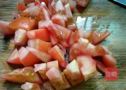 西红柿鸡蛋面的做法图解2