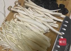 鸡丝儿蘑菇汤的做法图解1