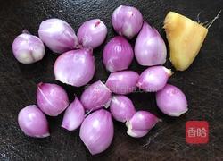 香哭隔壁家的葱油淋鸡的做法图解2